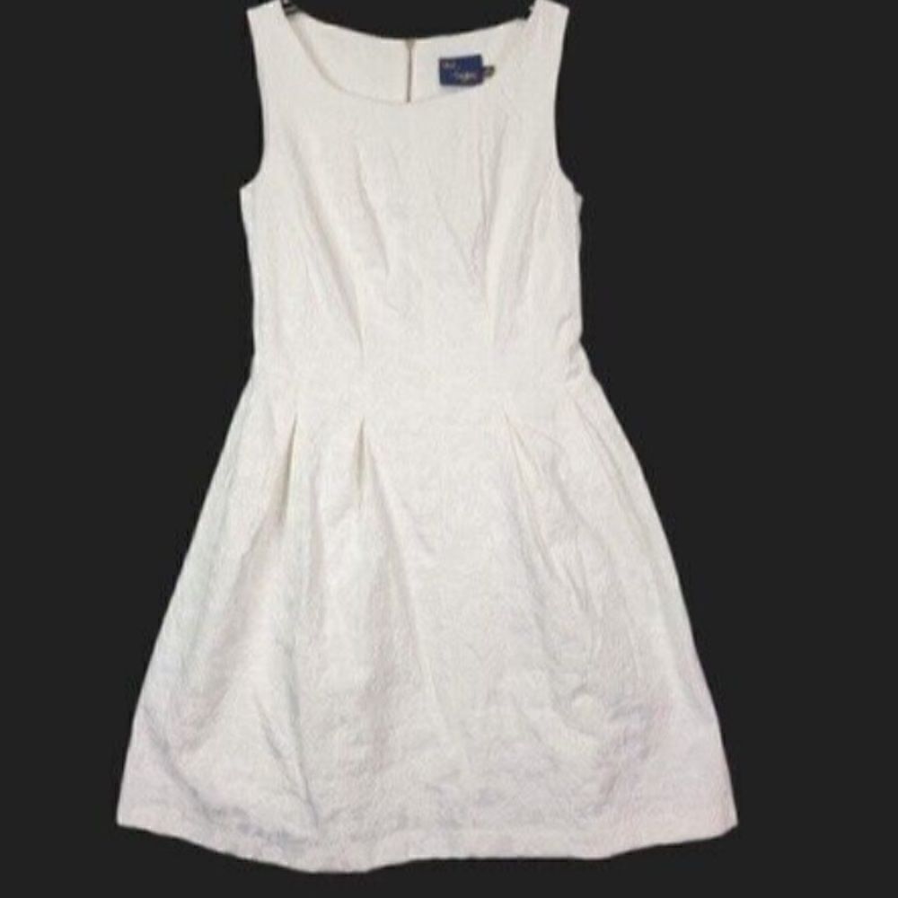 Just Taylor White Dress Size 10 Women Sleeveless Fit & Flare NWOT